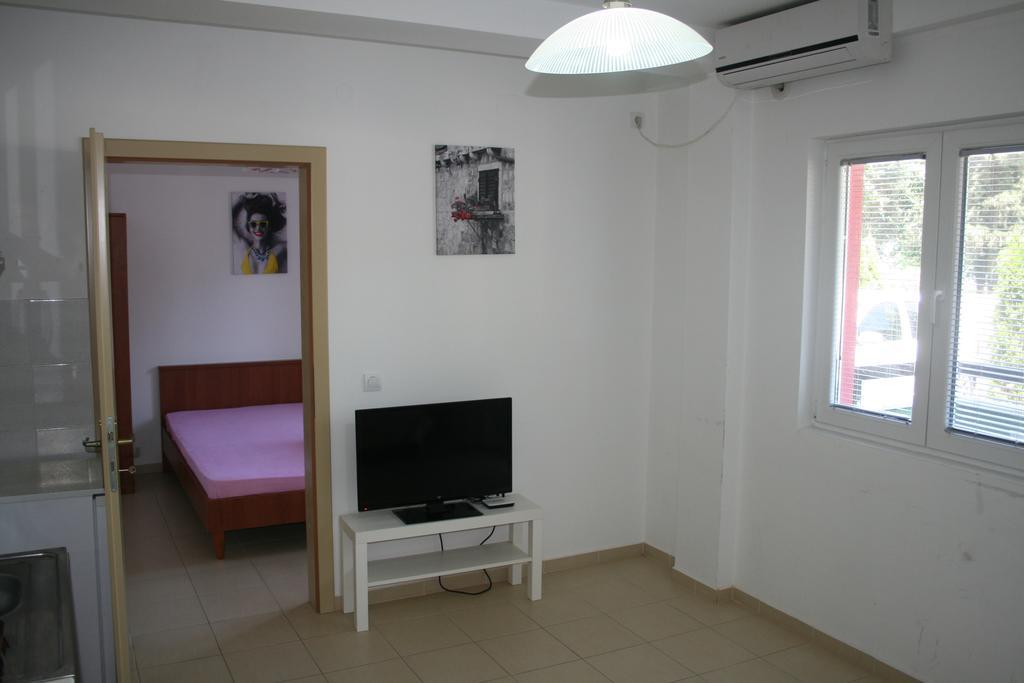 Villa Zora Dojran Buitenkant foto
